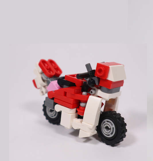MOC-149781 Arcee (Transformers Rise of the Beasts)