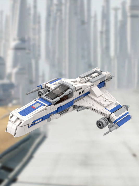 MOC-220289 E WING - Minifigure Scale