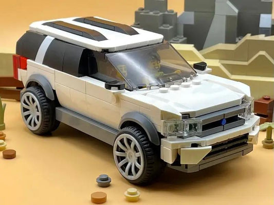 MOC-105009 Ford Explorer - White