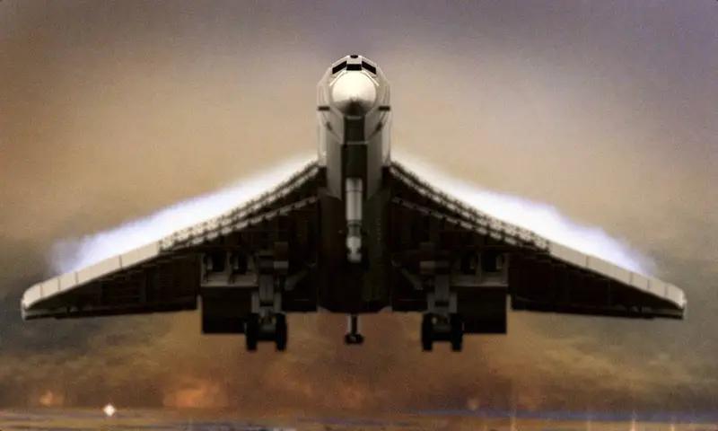 MOC-131272 1:72 Scale Concorde