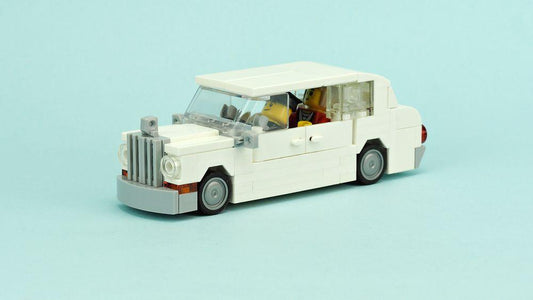 MOC-19065 White limousine