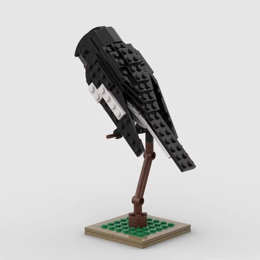 MOC-74117 Scarlet Robin