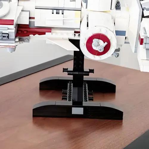 MOC-37351 Tantive IV Stand