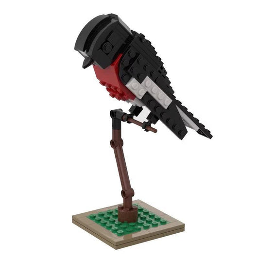 MOC-74117 Scarlet Robin