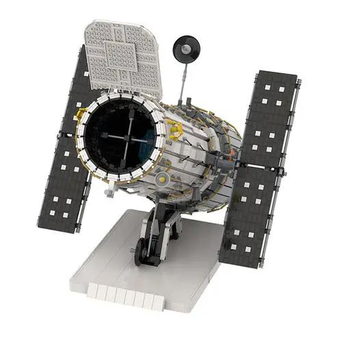 MOC-75987 Hubble Space Telescope 1:25 Scale