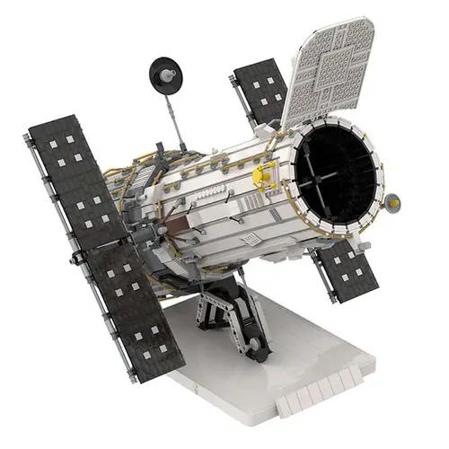 MOC-75987 Hubble Space Telescope 1:25 Scale