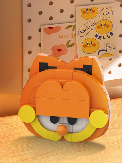 MOC-206396 PENCIL POT - GARFIELD