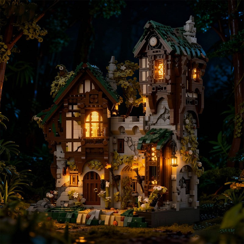 MOC-211440 Gate Keepers - Medieval Fantasy Display Series