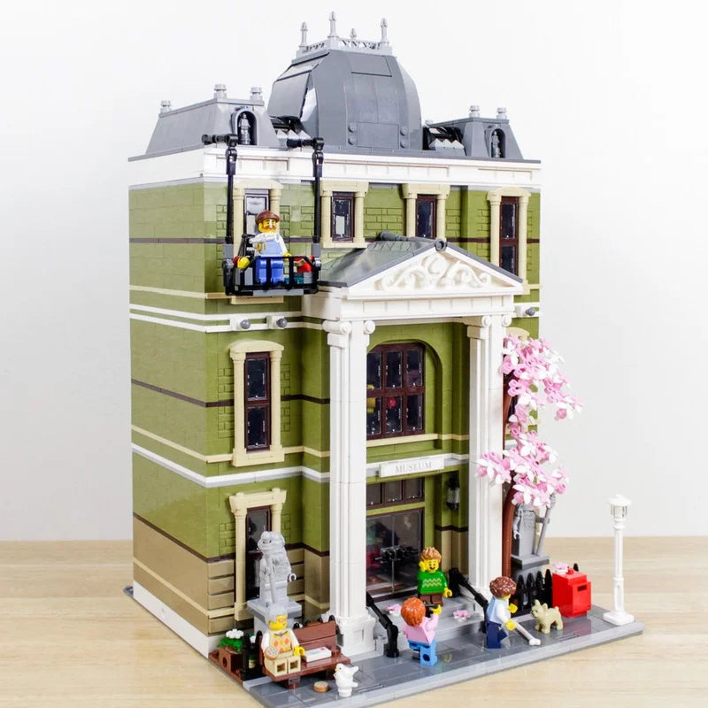 MOC-170548 Tall Museum of Natural History Alternative Construction