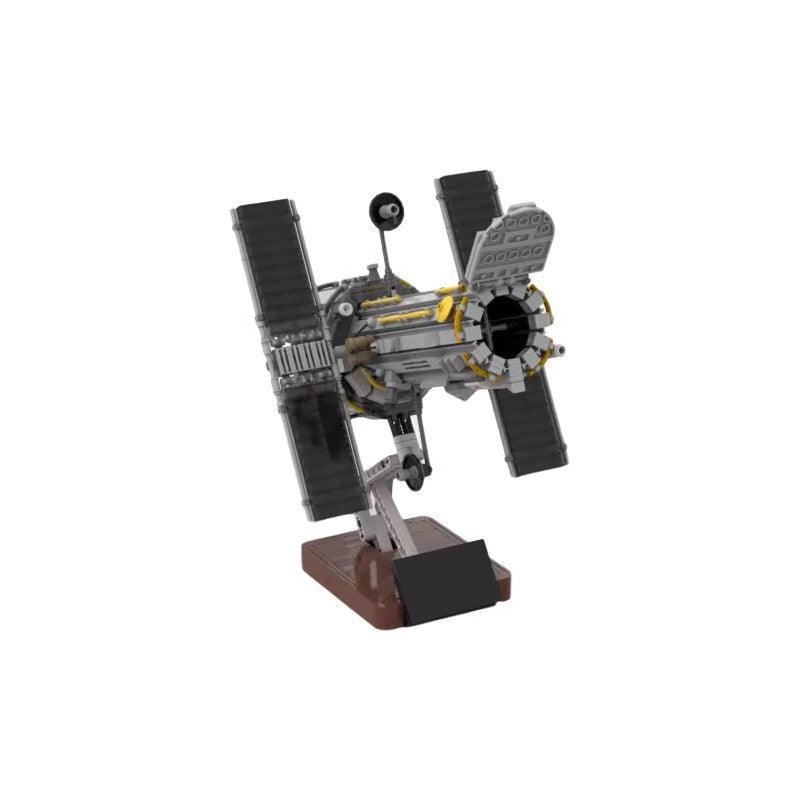 MOC-105060 Hubble Space Telescope (Small)– MOC Brick Store