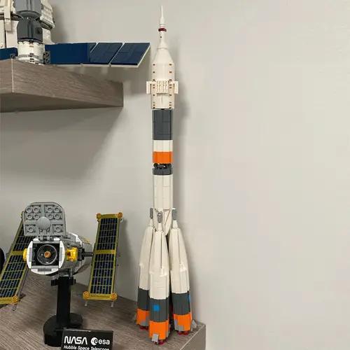 MOC-34825 Ultimate Soyuz Rocket collection [1:110 Scale]