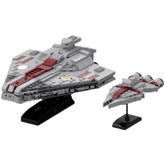 MOC-45934 Acclamator Assault ship and Arquitens Light cruiser